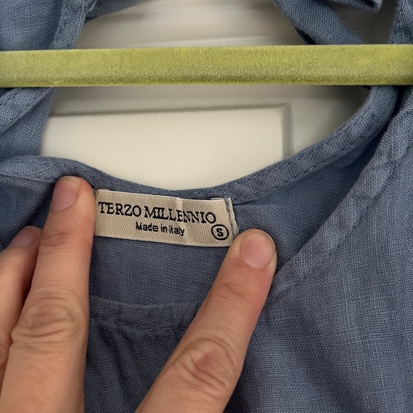 Linen Blue Sleeveless Dress with Bow Detail - Picture 3 of 6